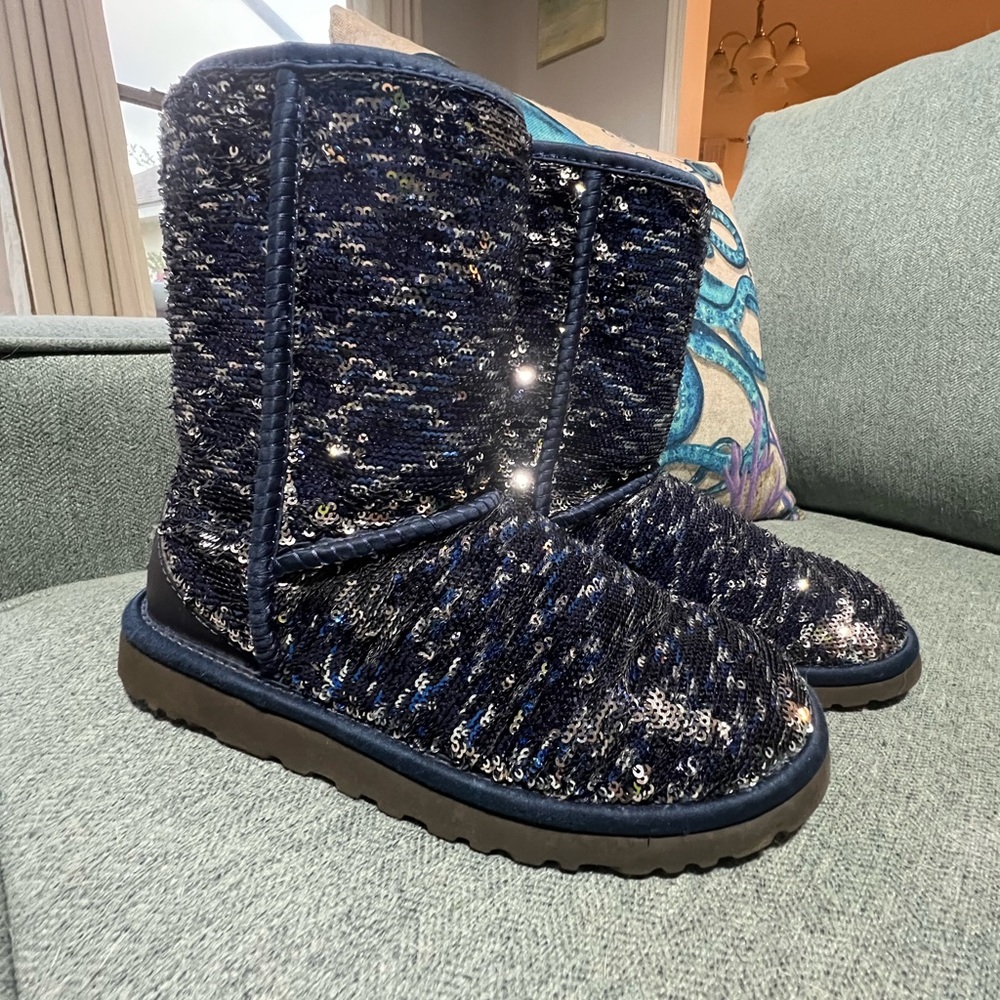 Ugg Australia Blue and Silver Sequins Short Bootie - Size 6